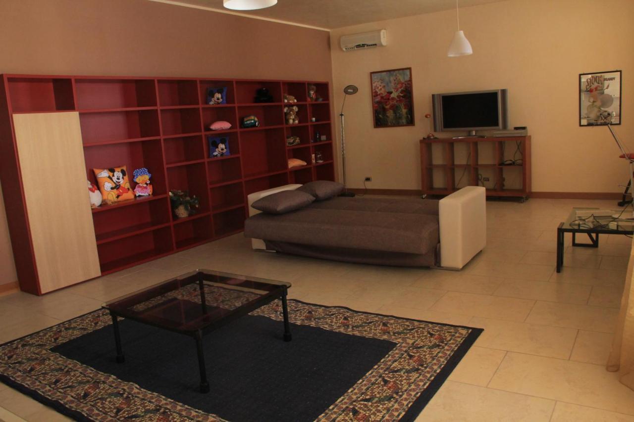 Il Paradiso Di Ele Apartment Syracuse Bagian luar foto